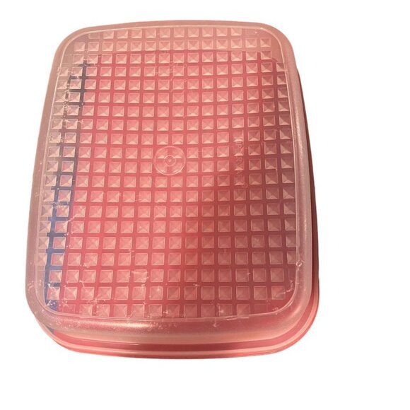 TUPPERWARE SEASON-N-SERVE CONTAINER W/SEAL PAPRIKA RED WHITE VINTAGE 1294-1295 - Picture 4 of 5